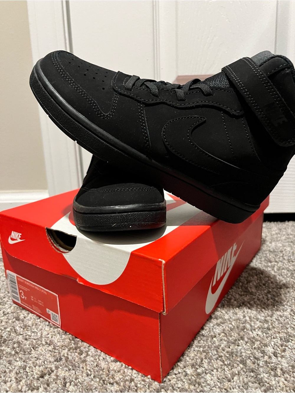 Nike Black High-Top Court Borough Mid 2 with Strap. Size 3Y or 4.5 in women